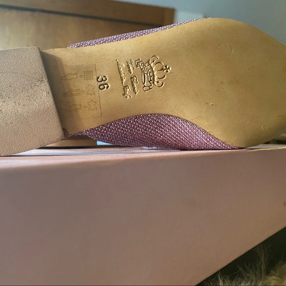 A brand new pair of l'arianna slides loafer. Never worn.  Comes with box - Picture 2 of 3